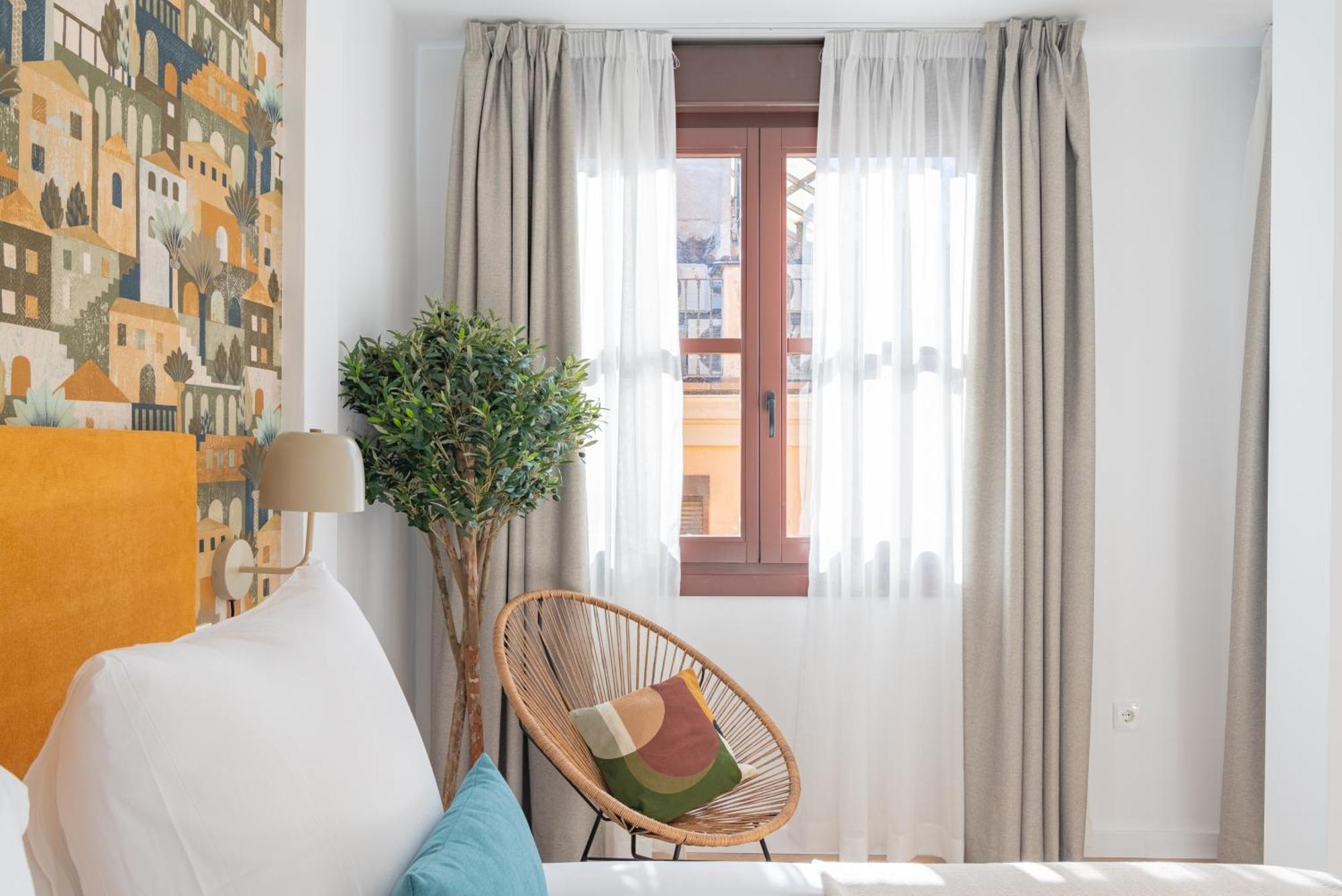 Feelathome Atarazanas Apartments Malaga Bagian luar foto