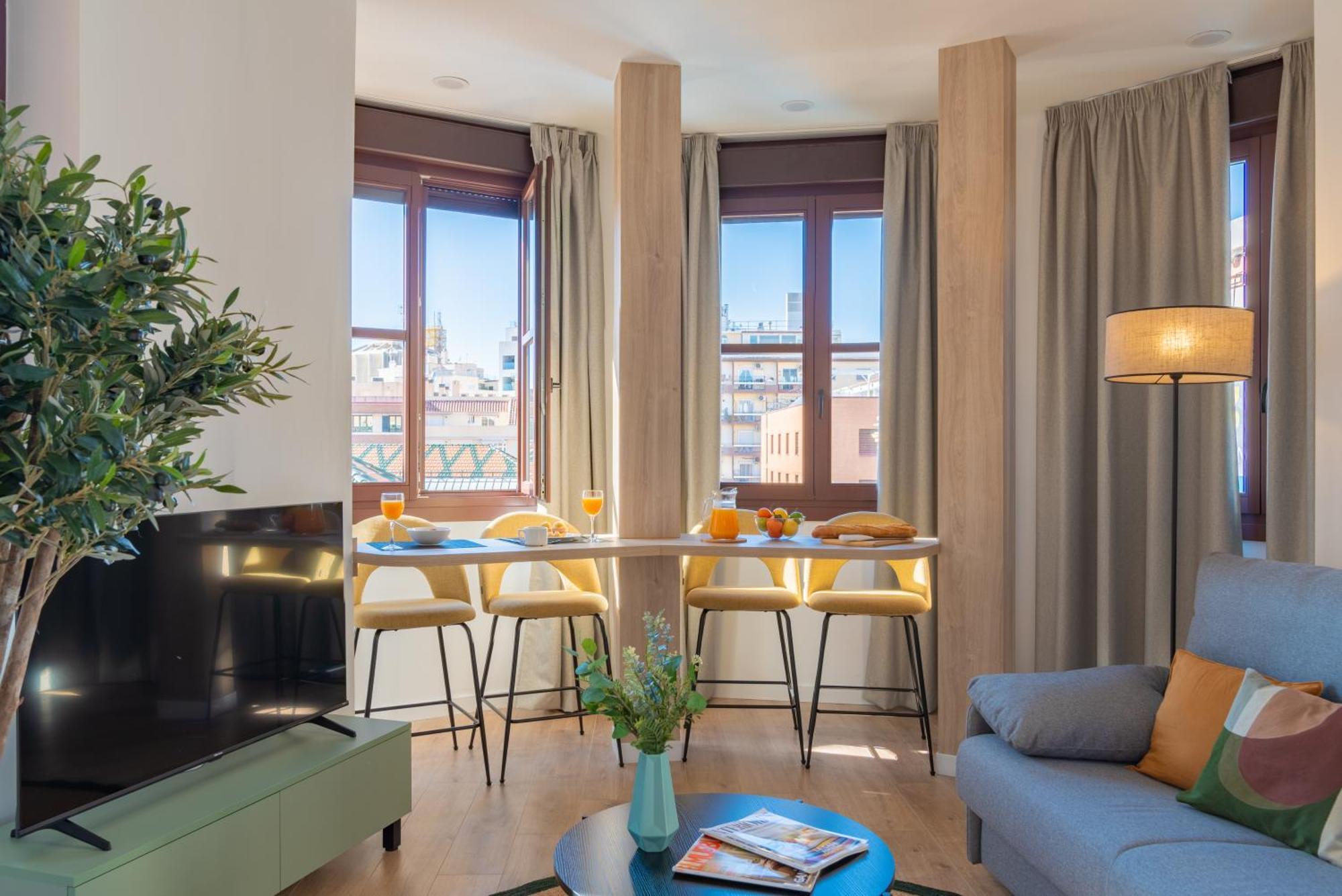 Feelathome Atarazanas Apartments Malaga Bagian luar foto